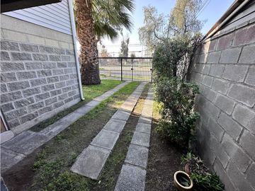 EXCELENTE CASA , AV TRONCAL, PUENTE ALTO
