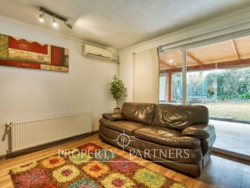 Venta de hermosa y cómoda casa en barrio residencial de Peñalolén