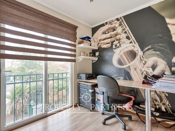 Venta de hermosa y cómoda casa en barrio residencial de Peñalolén