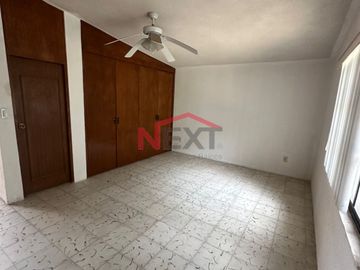 CASA CON 1,332M DE TERRENO EN CAPELLANIA VENTA