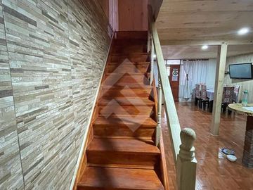 Casa en Venta en Camino Rinconada con Av. tres Poniente