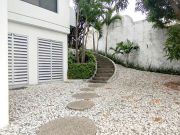 Venta Suite 2 ambientes con parqueo y vista a la ciudad