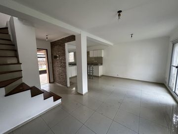 Venta Casa en Funes