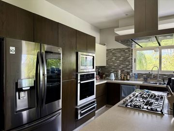 Casa en Venta en Sierra Alta 9° Sector