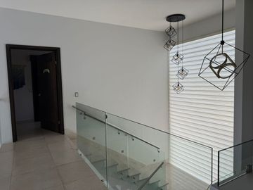Casa en Venta en Sierra Alta 9° Sector
