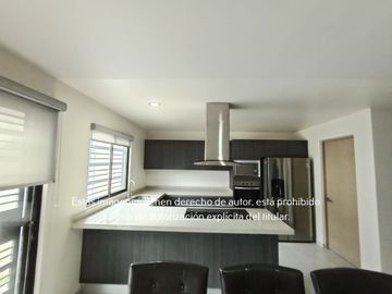 Casa en Venta en Ferrara Residencial 3 pisos