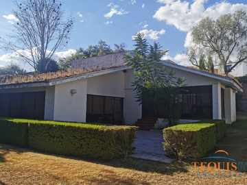 ¡Inversión de Ensueño en Tequisquiapan! Exclusiva Residencia  5,205m² | Zinnia