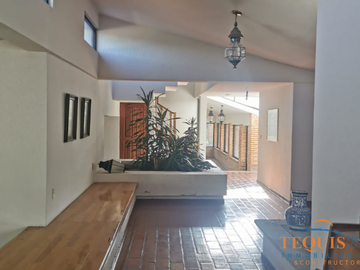 ¡Inversión de Ensueño en Tequisquiapan! Exclusiva Residencia  5,205m² | Zinnia