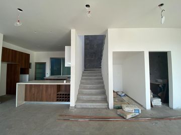 Casa en Fraccionamiento Burgos Bugambilias