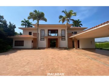 VENDO CASA CAMPETRE EN MALABAR  A 15 MINUTOS DE PEREIRA