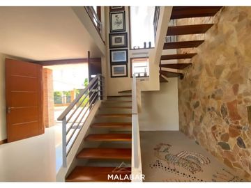 VENDO CASA CAMPETRE EN MALABAR  A 15 MINUTOS DE PEREIRA
