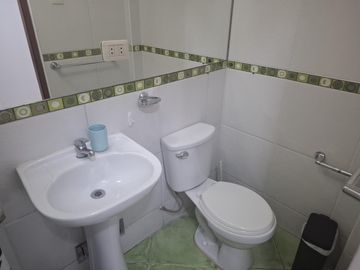 DEPARTAMENTO A LA VENTA EN 1ER PISO CON TERRAZAS Y PATIO