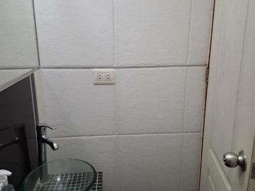 DEPARTAMENTO A LA VENTA EN 1ER PISO CON TERRAZAS Y PATIO