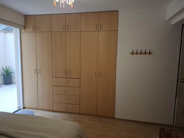 DEPARTAMENTO A LA VENTA EN 1ER PISO CON TERRAZAS Y PATIO