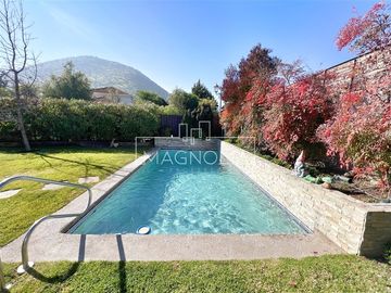 Casa en Venta en AVENIDA CHAMISERO
