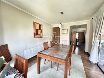 Casa en Venta en AVENIDA CHAMISERO