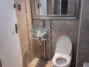 Casa en Venta en Camilo Henriquez con Hernan Olguin