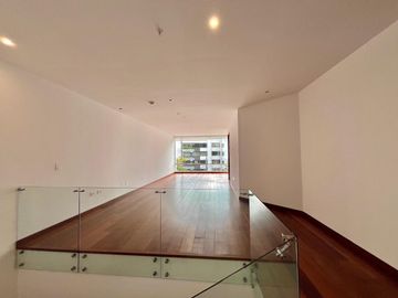 Venta Duplex de Lujo fc Gonzales Suarez US$ 550000