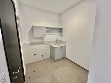 Venta Duplex de Lujo fc Gonzales Suarez US$ 550000