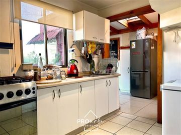 Casa en Venta en ACOGEDORA, BUEN ESTADO, BUEN BARRIO, Hermosas Vistas, Juegos, Parques, Las Vizcachas, Puente Alto