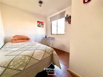 Casa en Venta en ACOGEDORA, BUEN ESTADO, BUEN BARRIO, Hermosas Vistas, Juegos, Parques, Las Vizcachas, Puente Alto