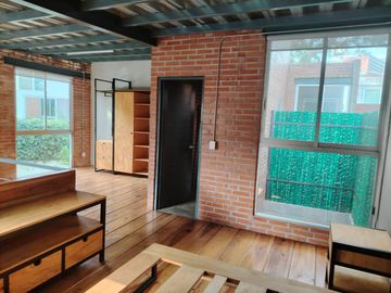 Loft en venta en condominio en Lomas de Cortes