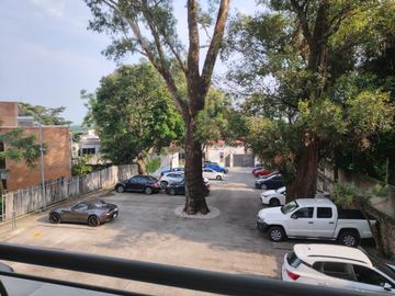 Loft en venta en condominio en Lomas de Cortes