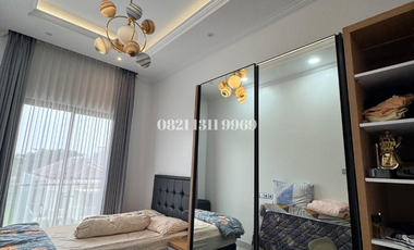 Rumah Mewah Full Furnished di Scarlet Summarecon Gading Serpong