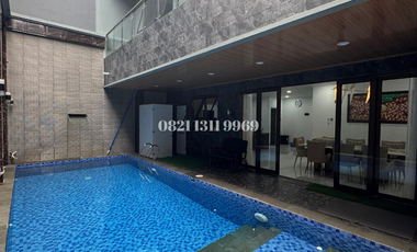 Rumah Mewah Full Furnished di Scarlet Summarecon Gading Serpong