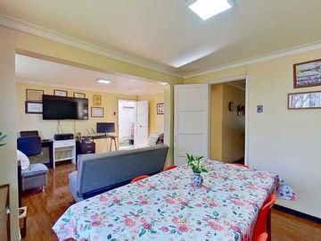 Casa en venta en LA REINA