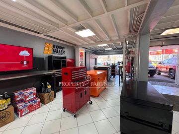 Arriendo Excelente Local Comercial en plena Calle Principal Balmaceda