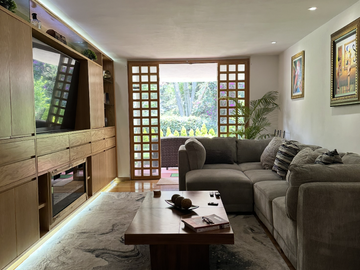 Casa en venta en loma de vallescondido