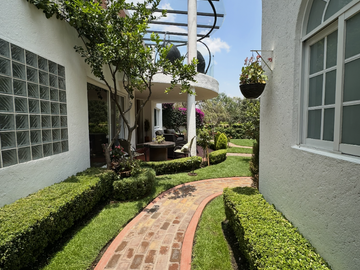 Casa en venta en loma de vallescondido