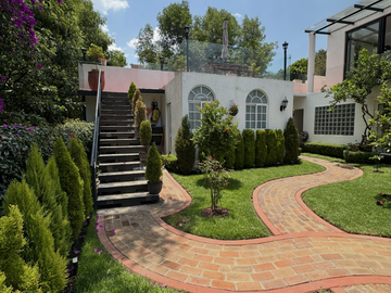 Casa en venta en loma de vallescondido