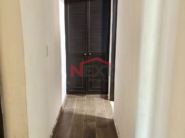 CASA EN VENTA CON RECAMARAS EN PRIMER PISO EN  COL. PARQUES DE LA CAÑADA