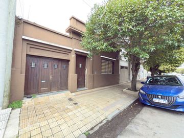 VENTA DE CASA 3  DORMITORIOS  SEMI CENTRICA TANDIL