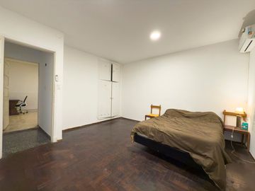 VENTA DE CASA 3  DORMITORIOS  SEMI CENTRICA TANDIL