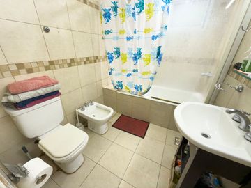 VENTA DE CASA 3  DORMITORIOS  SEMI CENTRICA TANDIL
