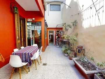 VENTA PH 6 AMBIENTES COLEGIALES, PATIO, TERRAZA