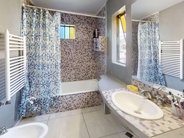 VENTA PH 6 AMBIENTES COLEGIALES, PATIO, TERRAZA