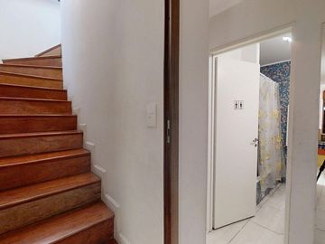 VENTA PH 6 AMBIENTES COLEGIALES, PATIO, TERRAZA