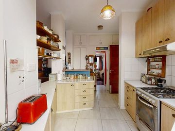 VENTA PH 6 AMBIENTES COLEGIALES, PATIO, TERRAZA