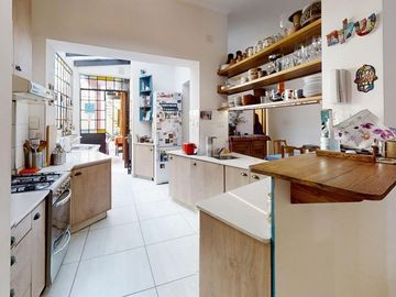 VENTA PH 6 AMBIENTES COLEGIALES, PATIO, TERRAZA