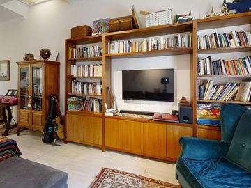 VENTA PH 6 AMBIENTES COLEGIALES, PATIO, TERRAZA