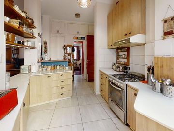 VENTA PH 6 AMBIENTES COLEGIALES, PATIO, TERRAZA