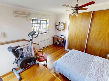 VENTA PH 6 AMBIENTES COLEGIALES, PATIO, TERRAZA
