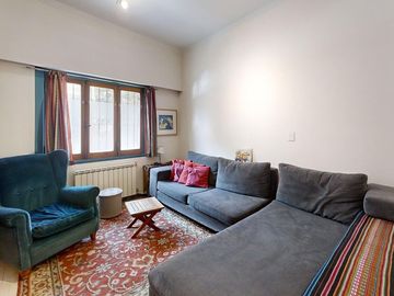 VENTA PH 6 AMBIENTES COLEGIALES, PATIO, TERRAZA