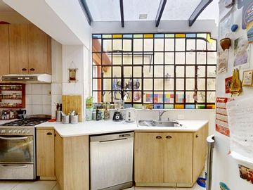 VENTA PH 6 AMBIENTES COLEGIALES, PATIO, TERRAZA
