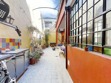 VENTA PH 6 AMBIENTES COLEGIALES, PATIO, TERRAZA