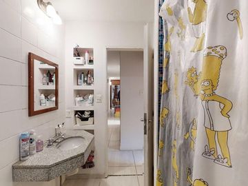 VENTA PH 6 AMBIENTES COLEGIALES, PATIO, TERRAZA